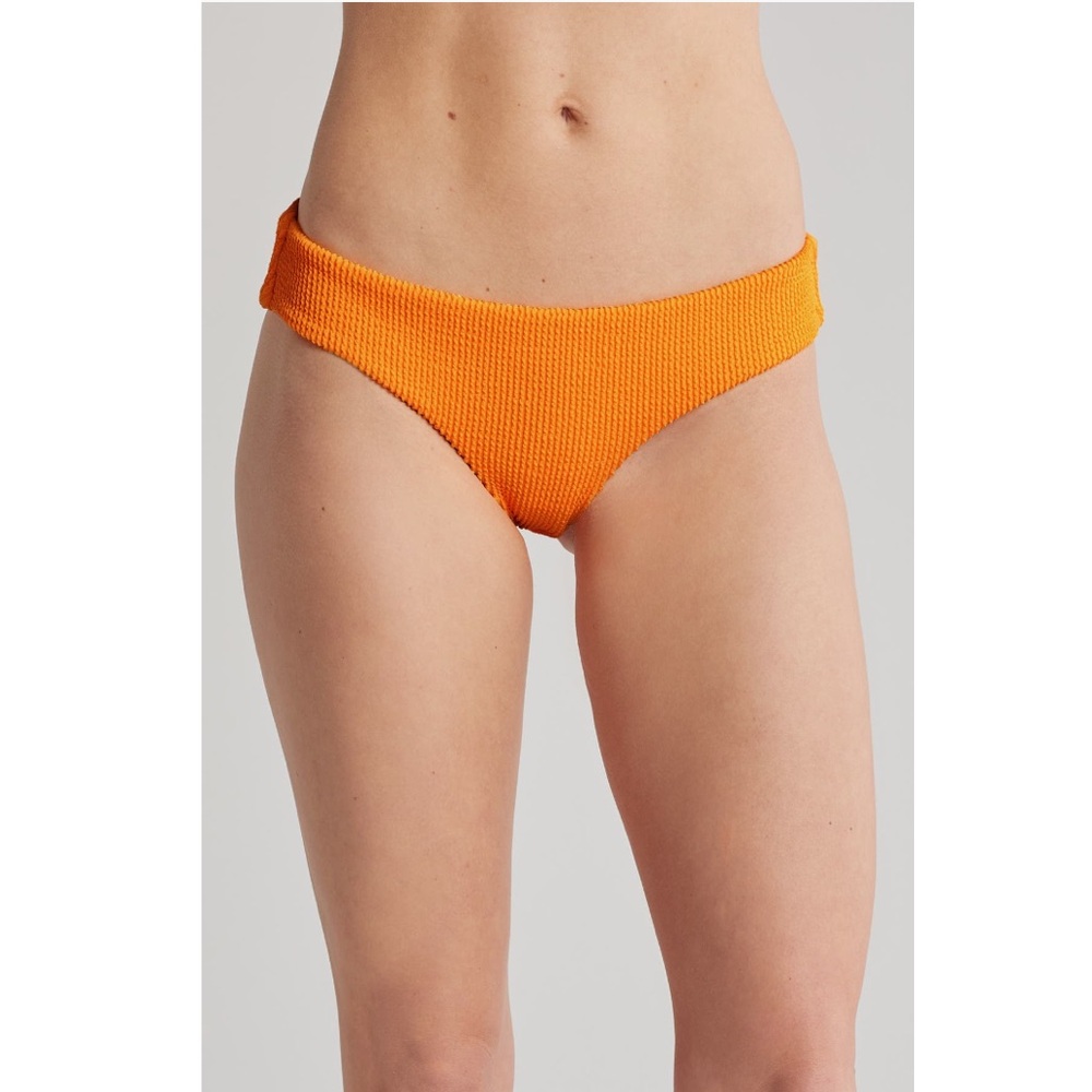 New CYN AND LUCA Pucker Ruched Back Bikini Bottoms Size L